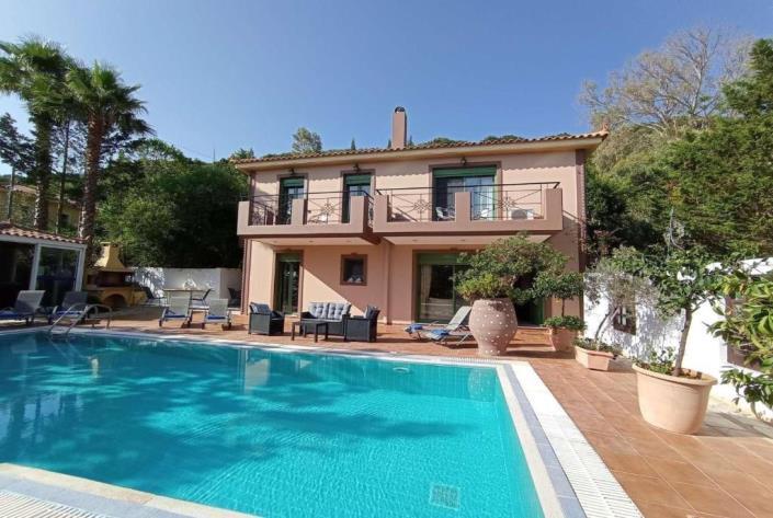 Image No.2-3 Bed Villa for sale