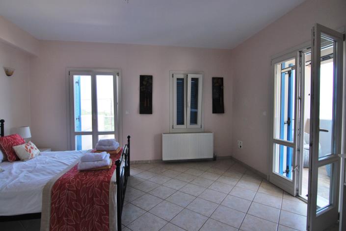 Image No.9-4 Bed Villa for sale