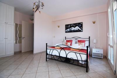 Villa_for_sale_in_Katsarata_Kefalonia--44-