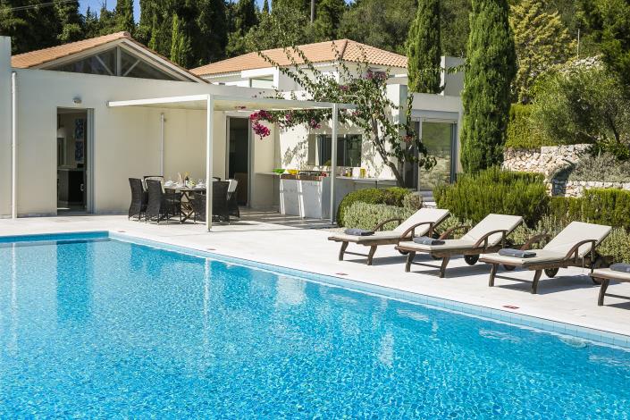 Image No.2-3 Bed Villa for sale