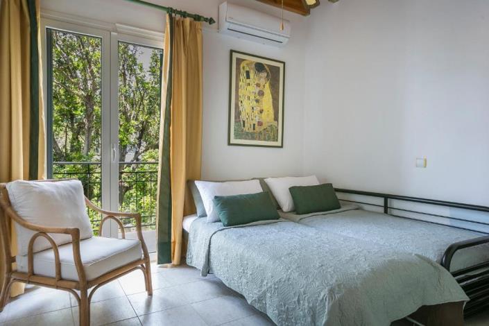 Image No.12-4 Bed Villa for sale