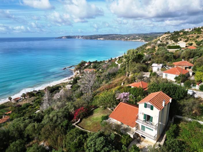 Image No.1-Villa de 4 chambres à vendre à Lourdas