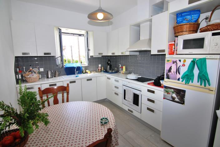 Image No.10-2 Bed House for sale