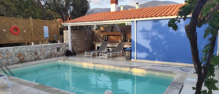 Image No.15-5 Bed House for sale