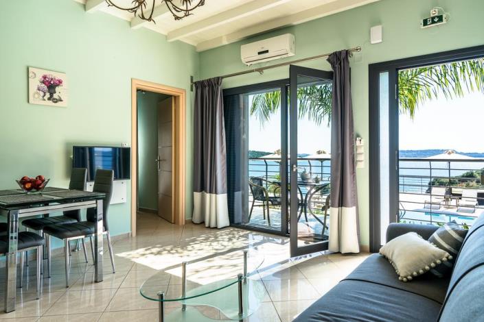 Image No.9-5 Bed Villa for sale