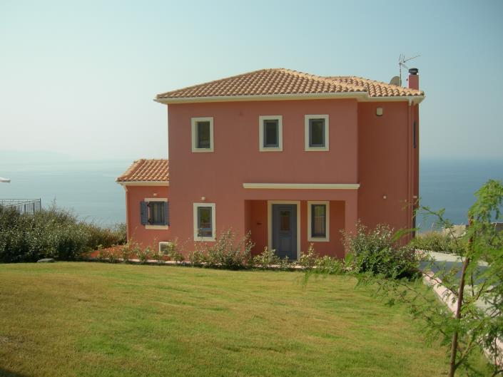 Image No.12-8 Bed Property for sale