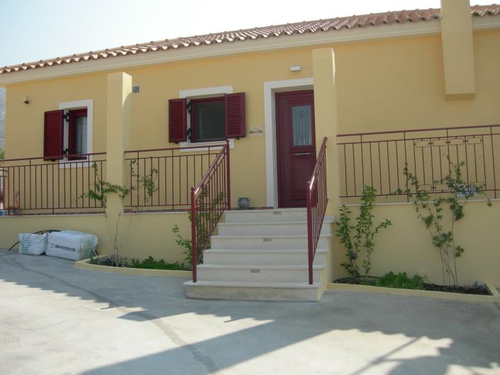 Image No.9-8 Bed Property for sale