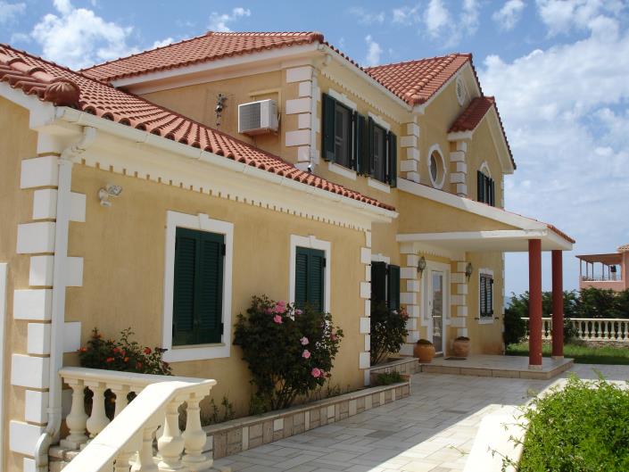 Image No.1-4 Bed Property for sale
