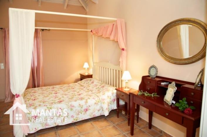 Image No.13-3 Bed Villa for sale