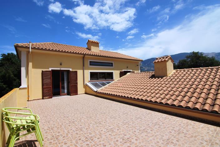 Image No.8-Maison de 5 chambres à vendre à Keramies