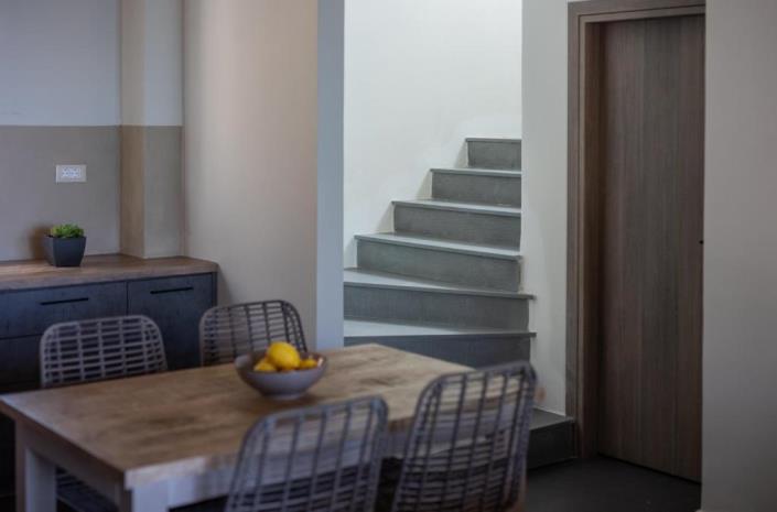 Image No.18-2 Bed Villa for sale