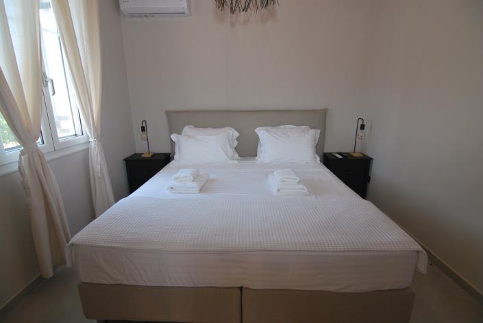 Image No.12-3 Bed House for sale