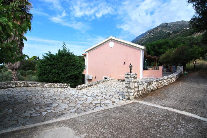 Image No.2-2 Bed Property for sale