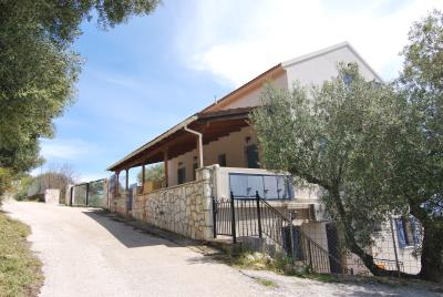 House_for_sale_in_Matsoukata_Kefalonia--4-