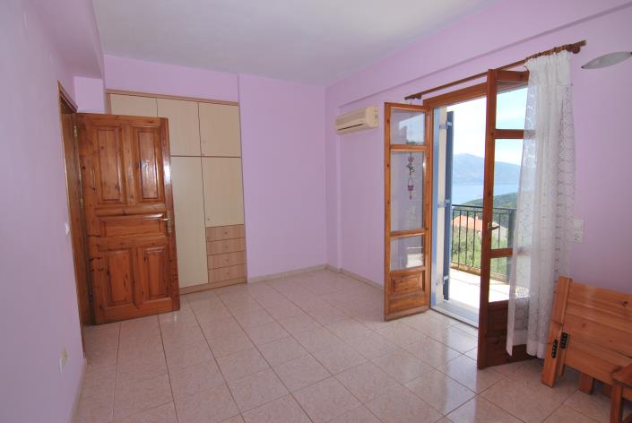 Image No.5-6 Bed Property for sale