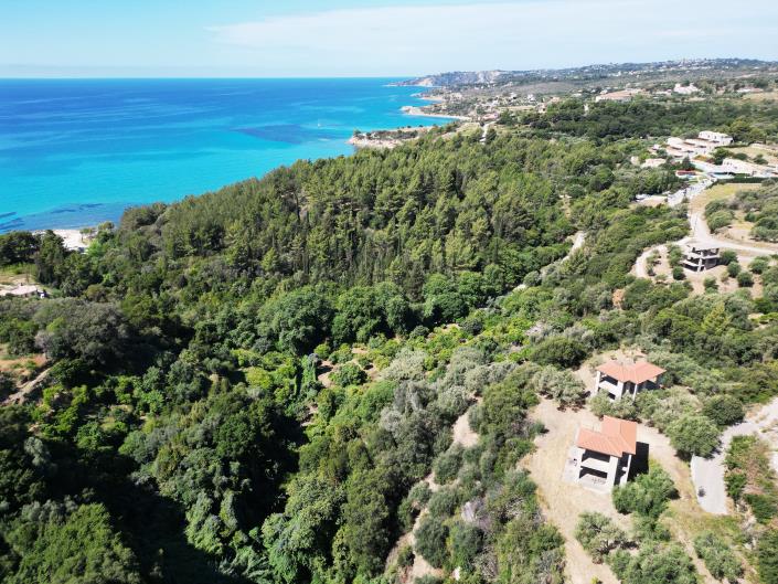 Image No.4-3 Bed Property for sale