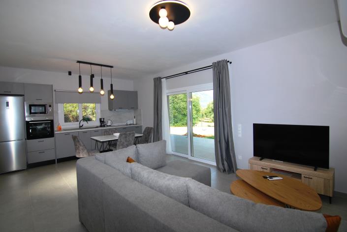 Image No.2-4 Bed Villa for sale