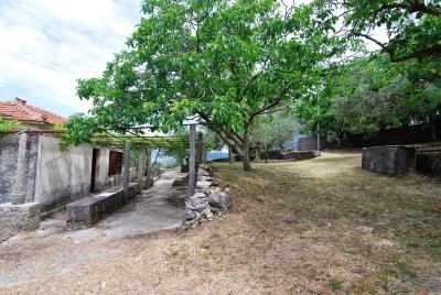 Traditional_properties_for_sale_Epanohori--30-