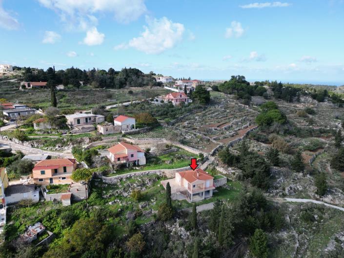 Image No.13-2 Bed House for sale