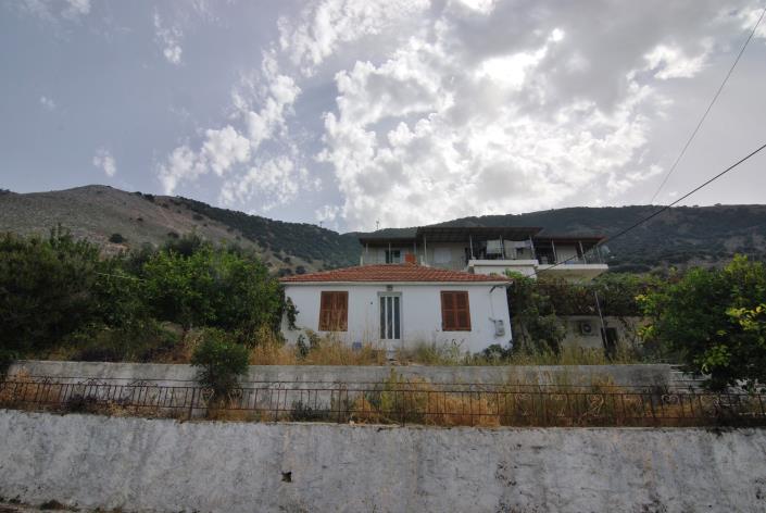 Image No.2-House for sale