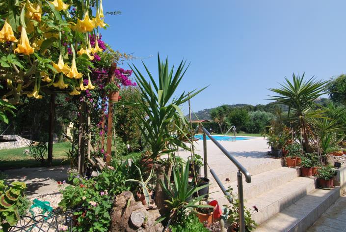 Image No.18-6 Bed Villa for sale