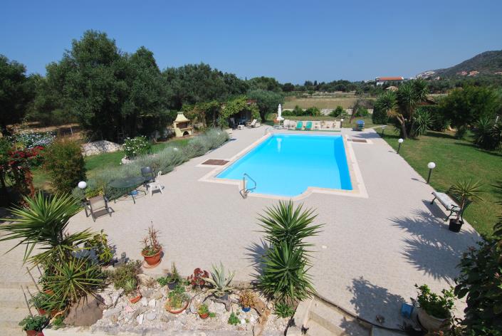 Image No.12-6 Bed Villa for sale