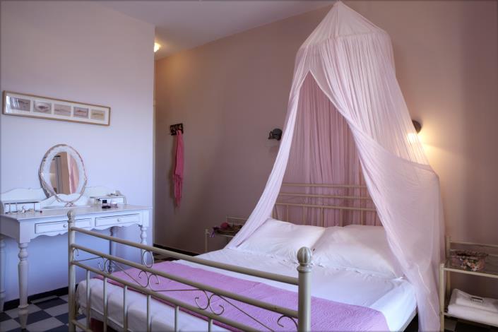 Image No.9-5 Bed Villa for sale