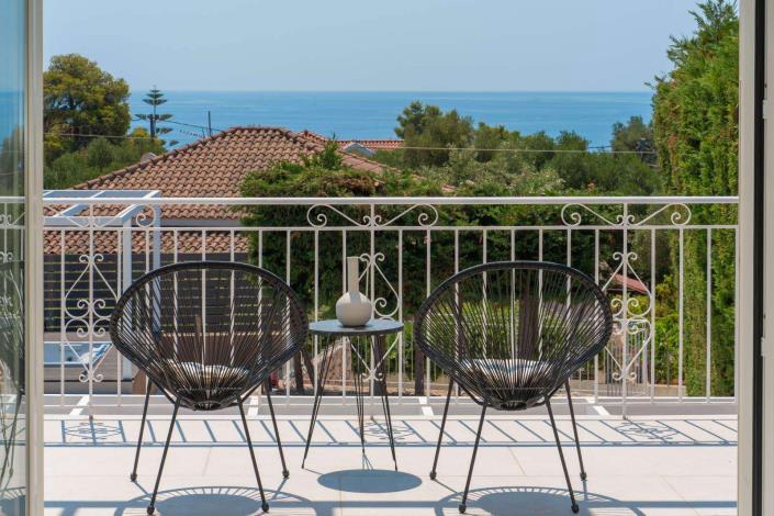 Image No.11-3 Bed Villa for sale