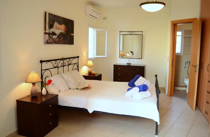 Image No.26-4 Bed Villa for sale