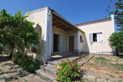 1 - Lixouri, House