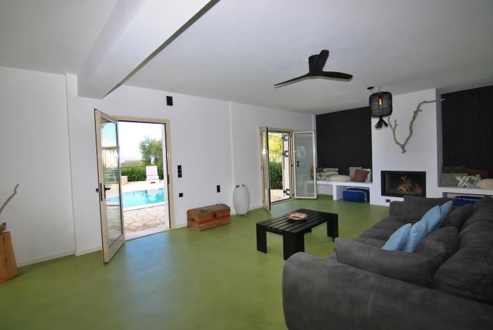 Image No.12-4 Bed Villa for sale