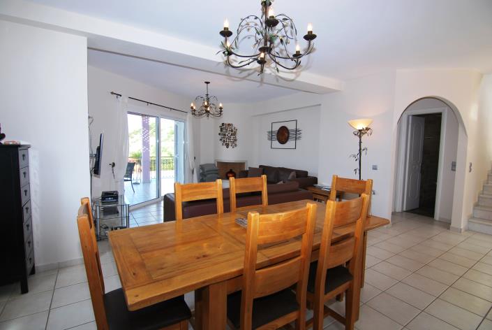 Image No.17-3 Bed Villa for sale