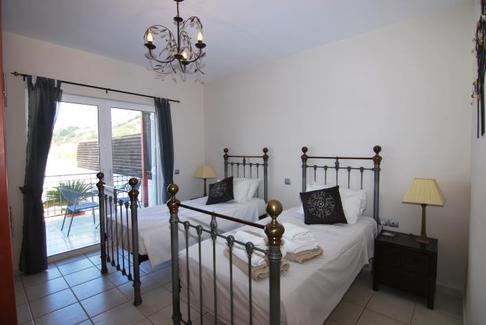 Image No.18-3 Bed Villa for sale