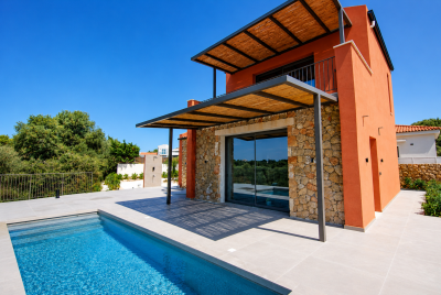 Villa_with_pool_in-Pessada_for_Sale--36-