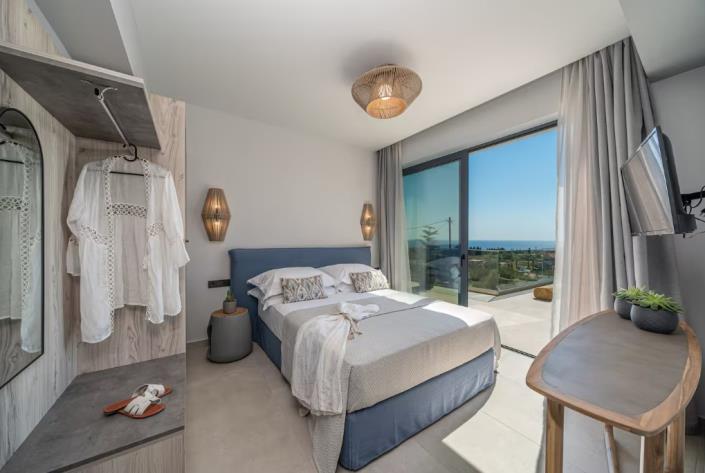 Image No.6-6 Bed Villa for sale