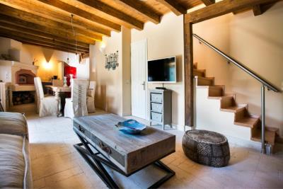 Traditional_villa_with_pool_for_sale_close_to_Agia_Efimia--5-