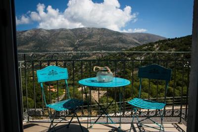 Traditional_villa_with_pool_for_sale_close_to_Agia_Efimia--33-