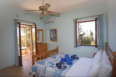 Villa_for_sale_in_Erissos_Kefalonia--6-