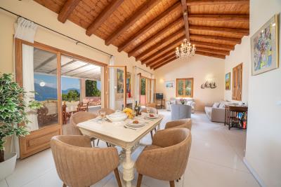 Luxurious_villa_for_sale-close_to_Fiskardo_in_Matsoukata_Erissos_Kefalonia--10-