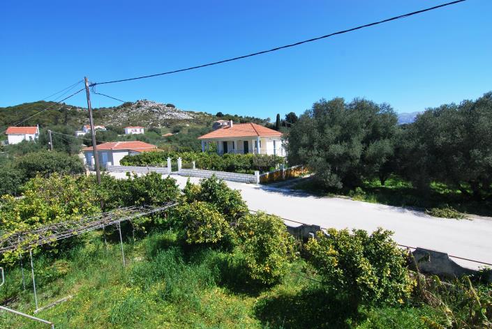Image No.11-2 Bed House for sale