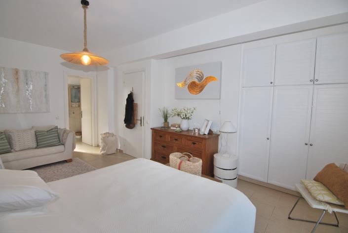 Image No.20-3 Bed Villa for sale