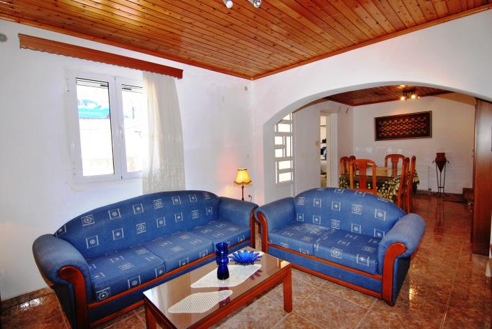 Image No.7-3 Bed House for sale