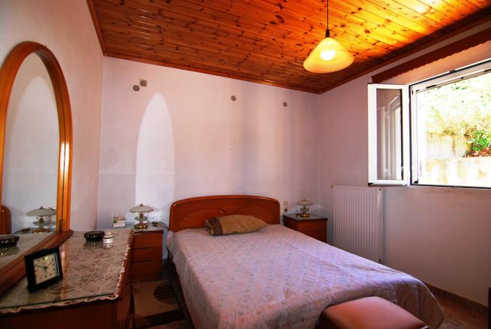 Image No.16-3 Bed House for sale