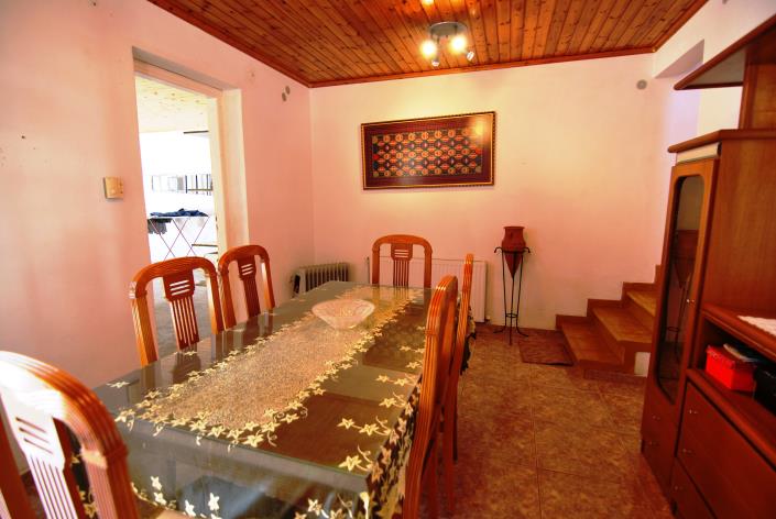 Image No.19-3 Bed House for sale