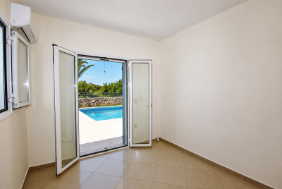 Villa_with_pool_for_sale_in_Pessada_Kefalonia--27-