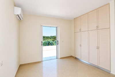 Villa_with_pool_for_sale_in_Pessada_Kefalonia--28-