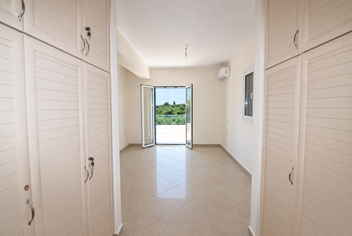 Image No.15-3 Bed Villa for sale