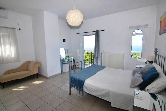 Image No.19-3 Bed Villa for sale