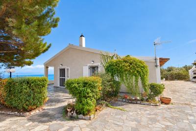 Villa_for_Sale_with_amazing_Sea_Views_in_Platies_Kefalonia--3-