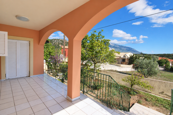 Image No.3-2 Bed House for sale